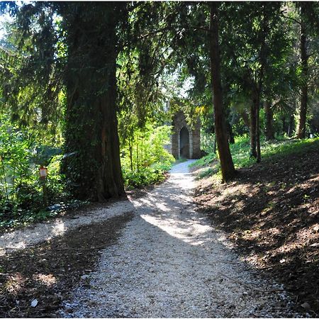 Hotel Villa Condulmer Mogliano Veneto Εξωτερικό φωτογραφία The park