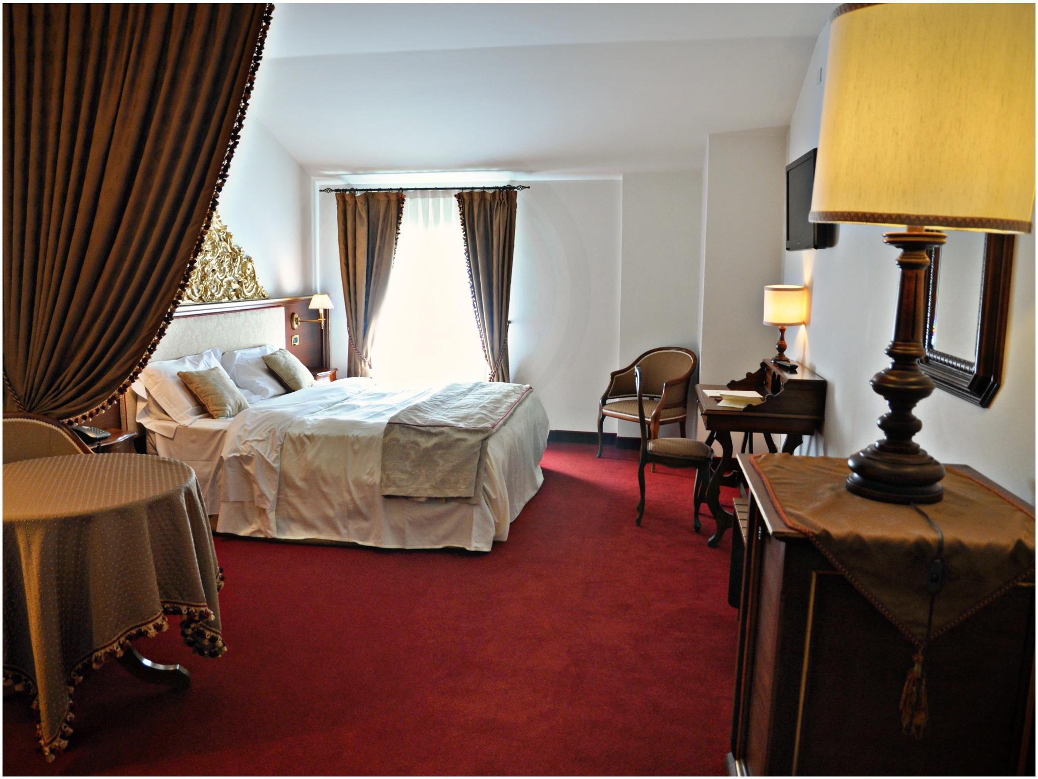 Hotel Villa Condulmer Mogliano Veneto Εξωτερικό φωτογραφία A room at the hotel