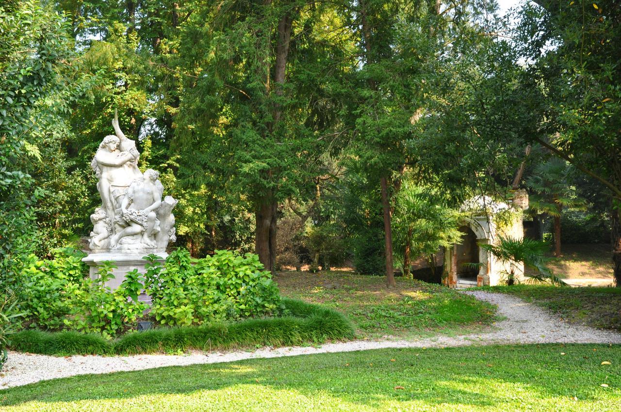 Hotel Villa Condulmer Mogliano Veneto Εξωτερικό φωτογραφία The park