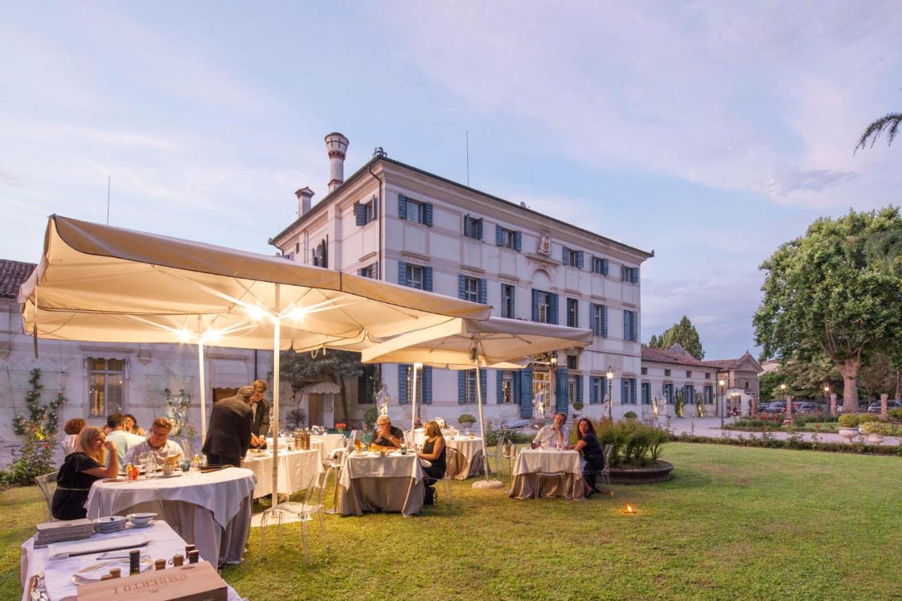 Hotel Villa Condulmer Mogliano Veneto Εξωτερικό φωτογραφία The restaurant